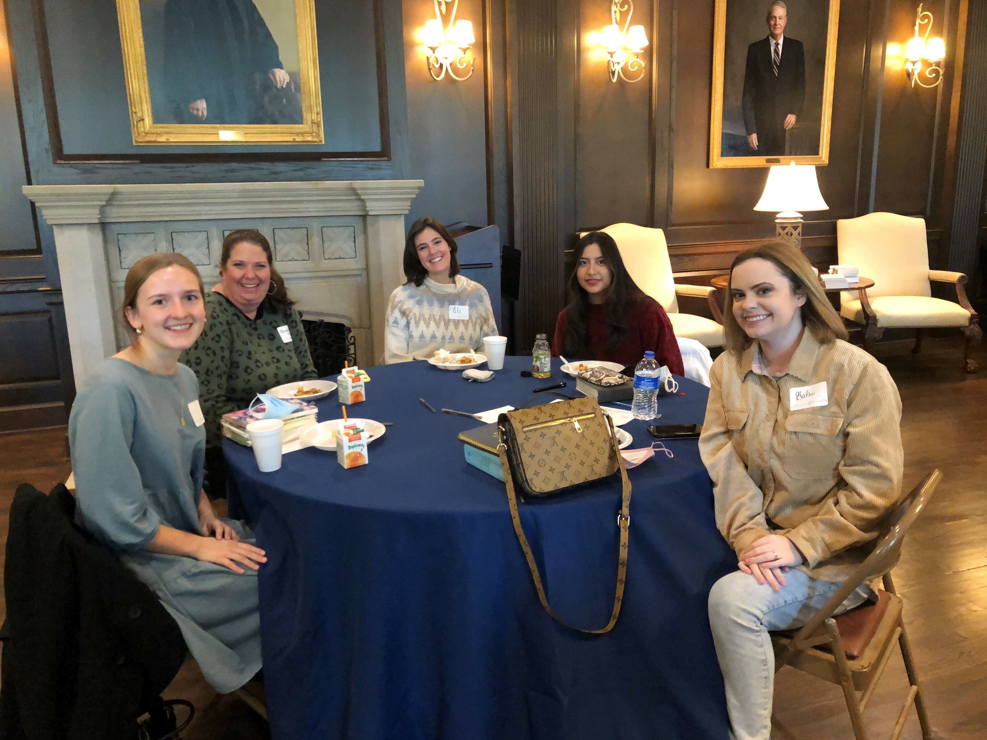 Ministry Highlights: Independent Ladies at Samford University