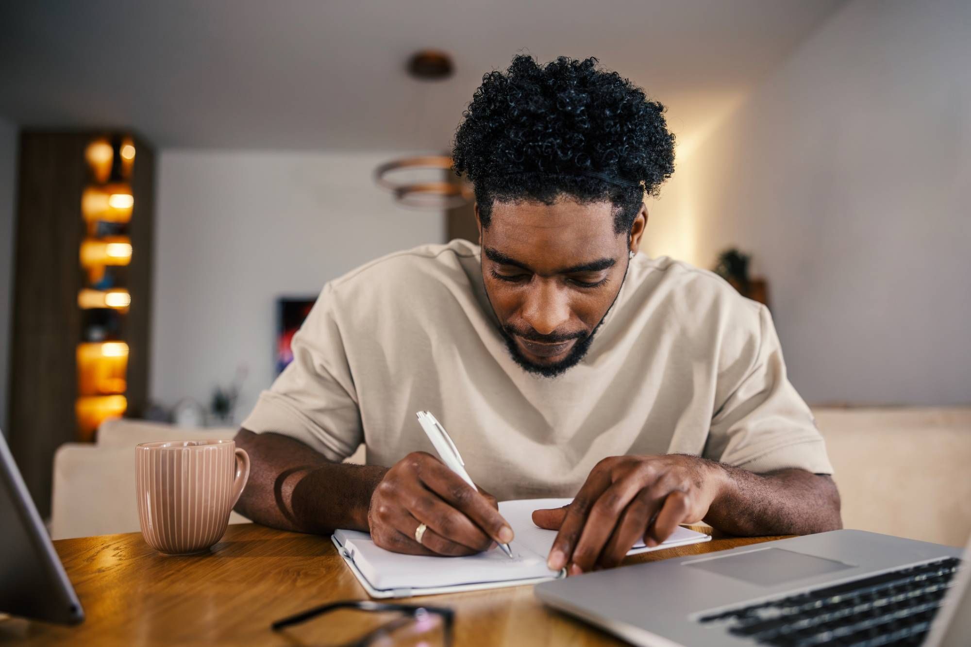 Man setting health goals in birmingham al