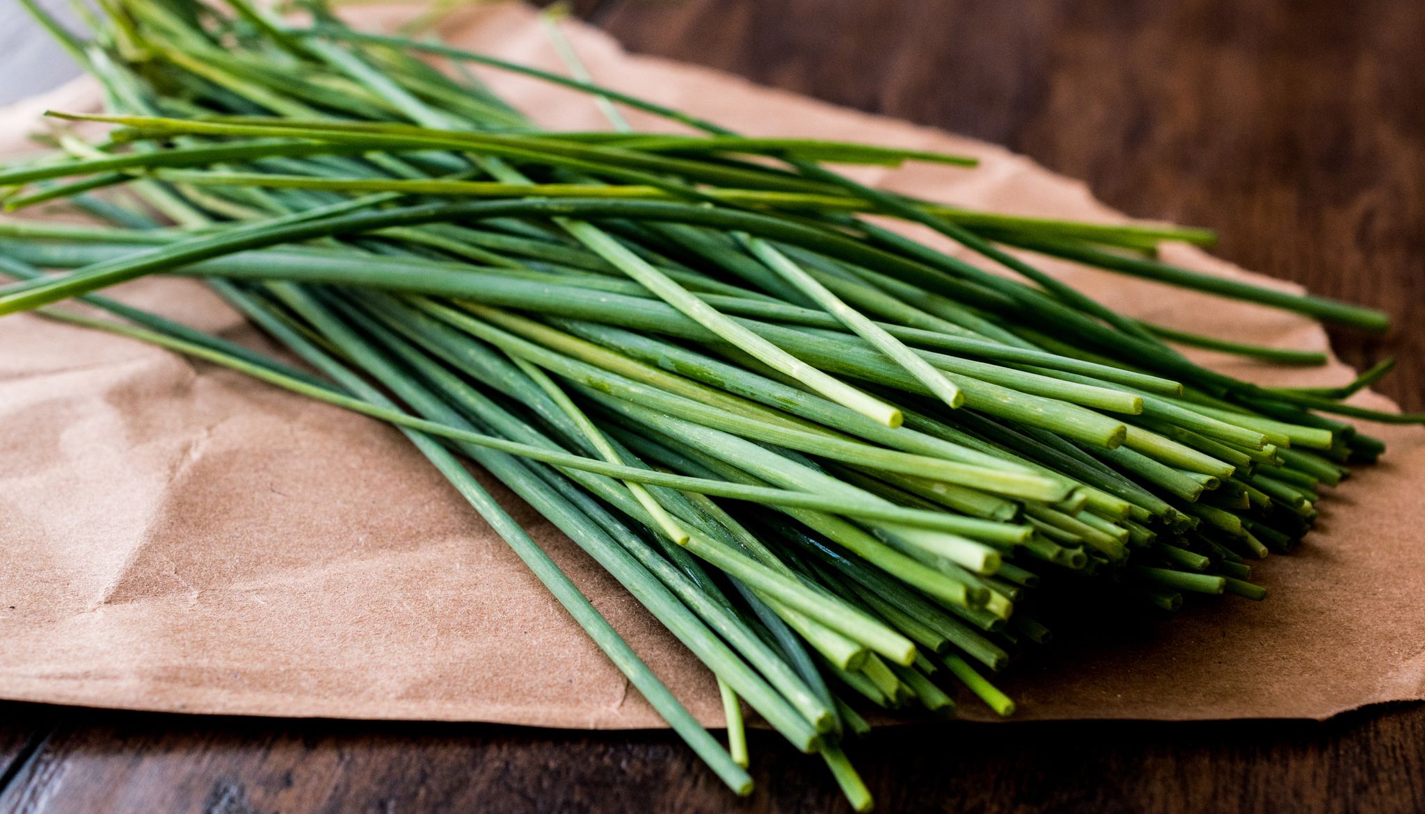 Chives vs Green Onions