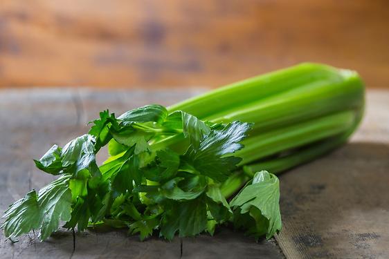 It's Delish Dried Celery Flakes - Stalk & Leaf, Perfect For Seasoning & Cooking
