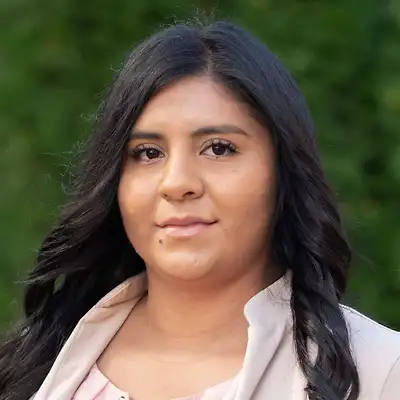 Kassandra Ramirez 25