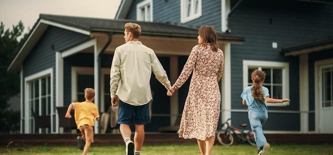 Family purchased enhanced title insurance for new home