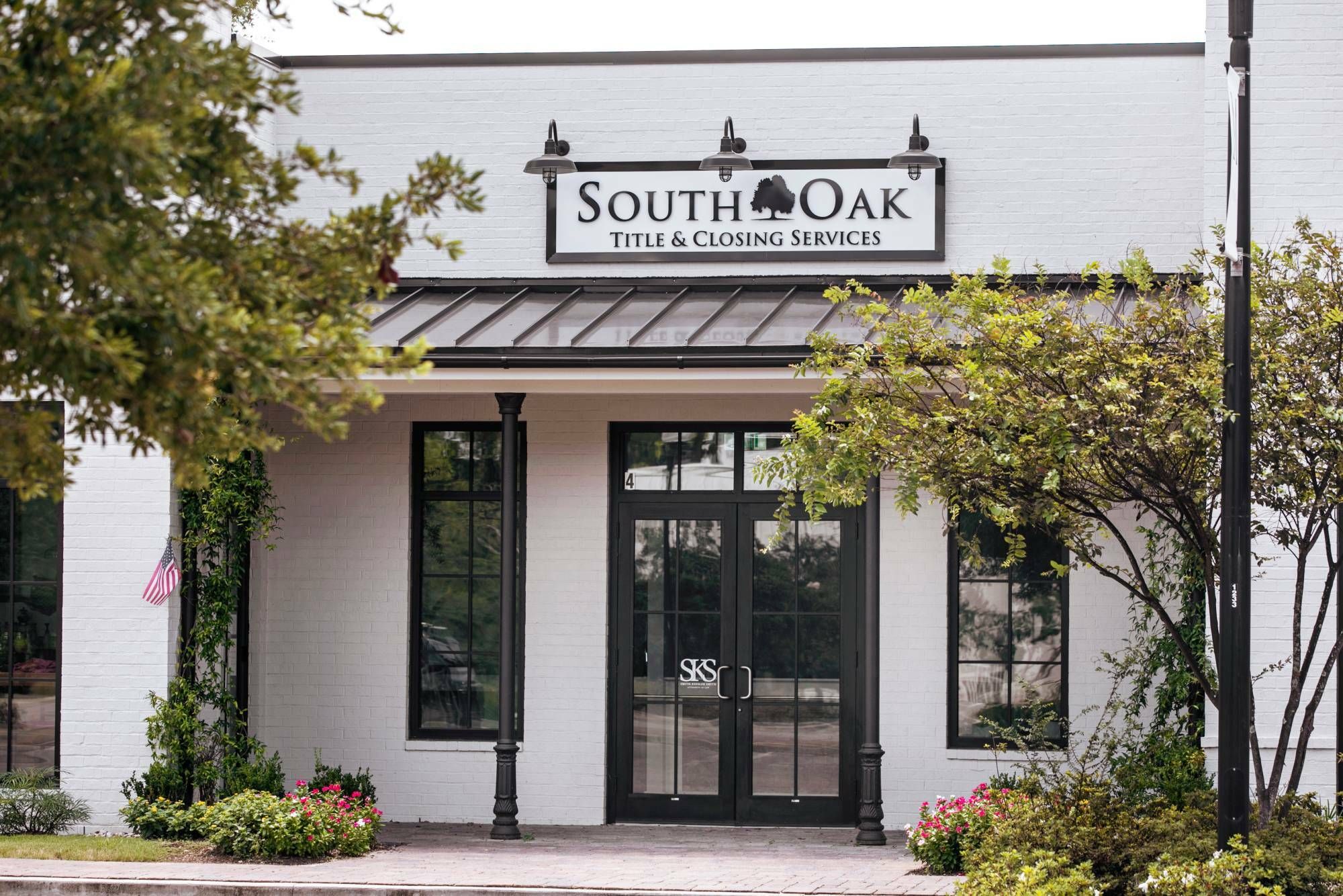 Title and closing location in fl