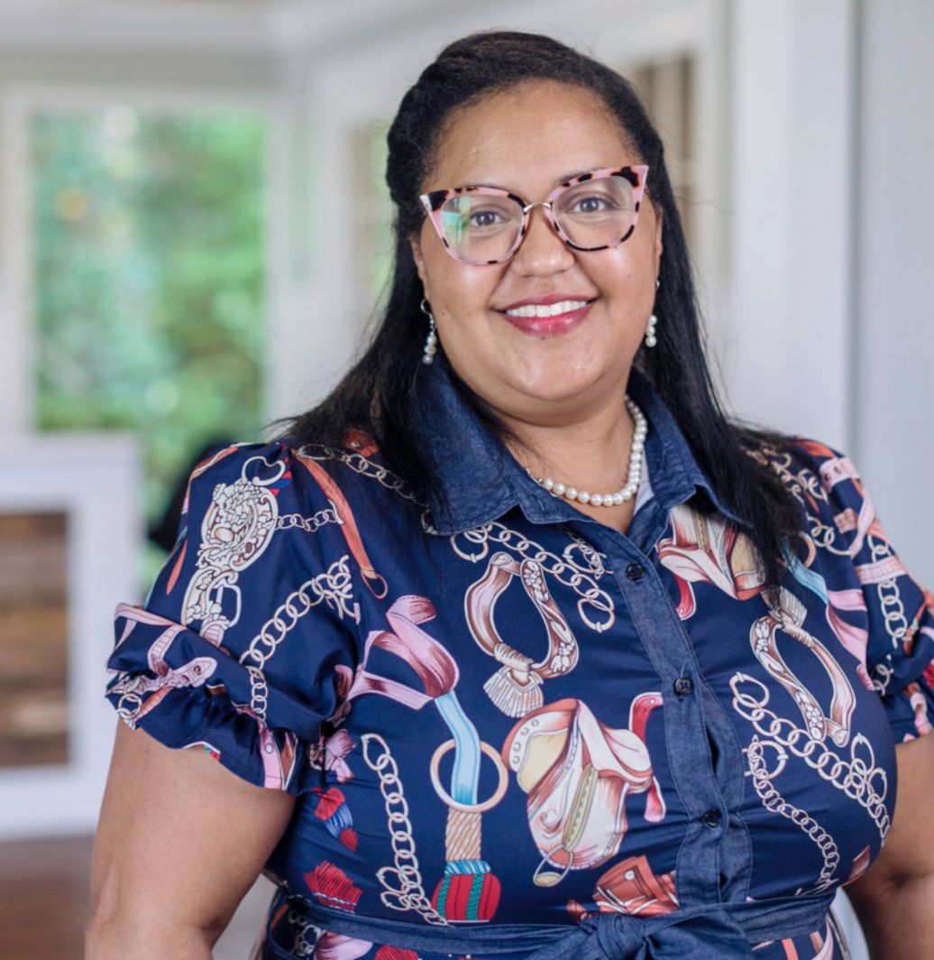 neki garrett closing attorney smiling at south oak title and closing hoover in birmingham alabama